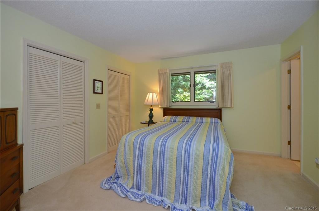 2000 Golfside Lane #1 - Photo 15
