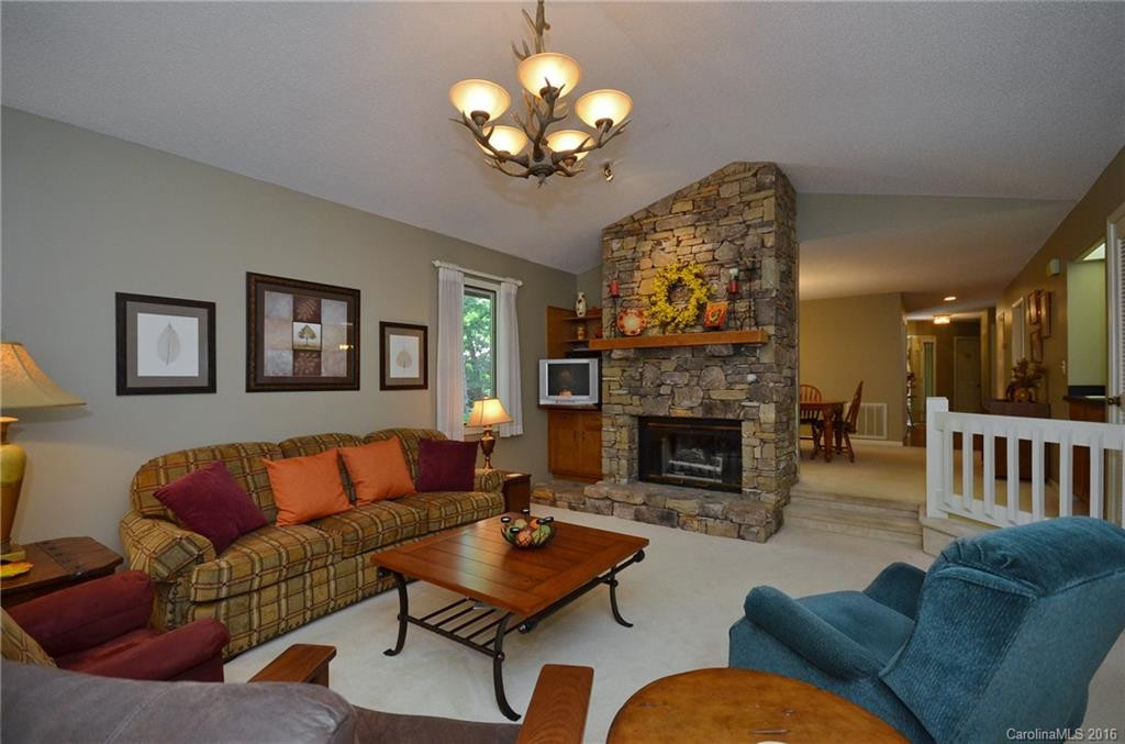 2000 Golfside Lane #1 - Photo 4