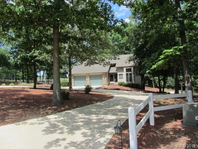 138 Fairway Landing