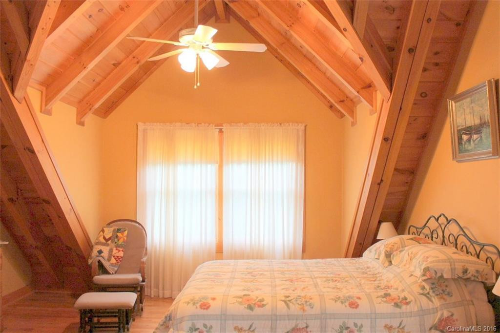 582 Hidden Lake Parkway #51 - Photo 11