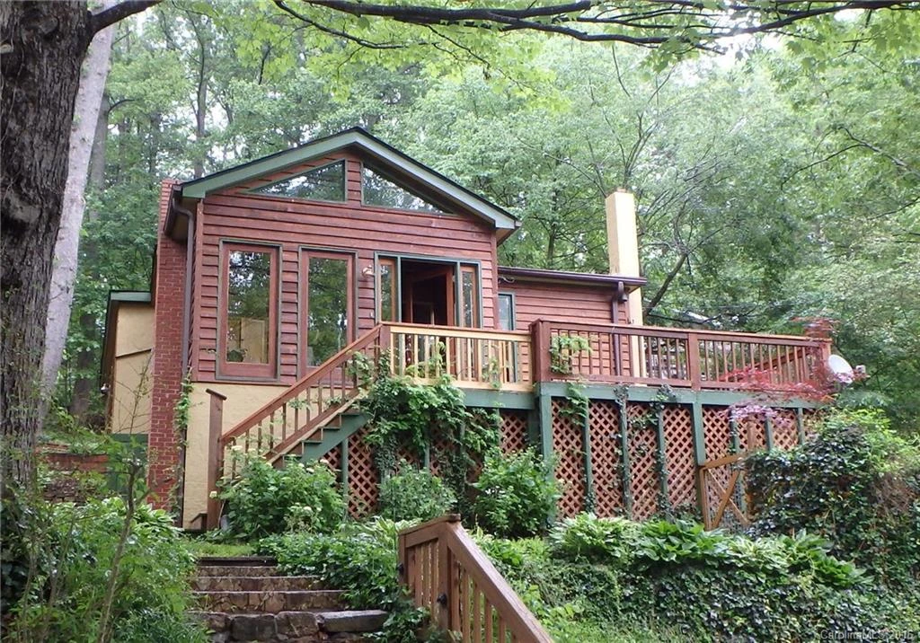 312 Oakdale Drive