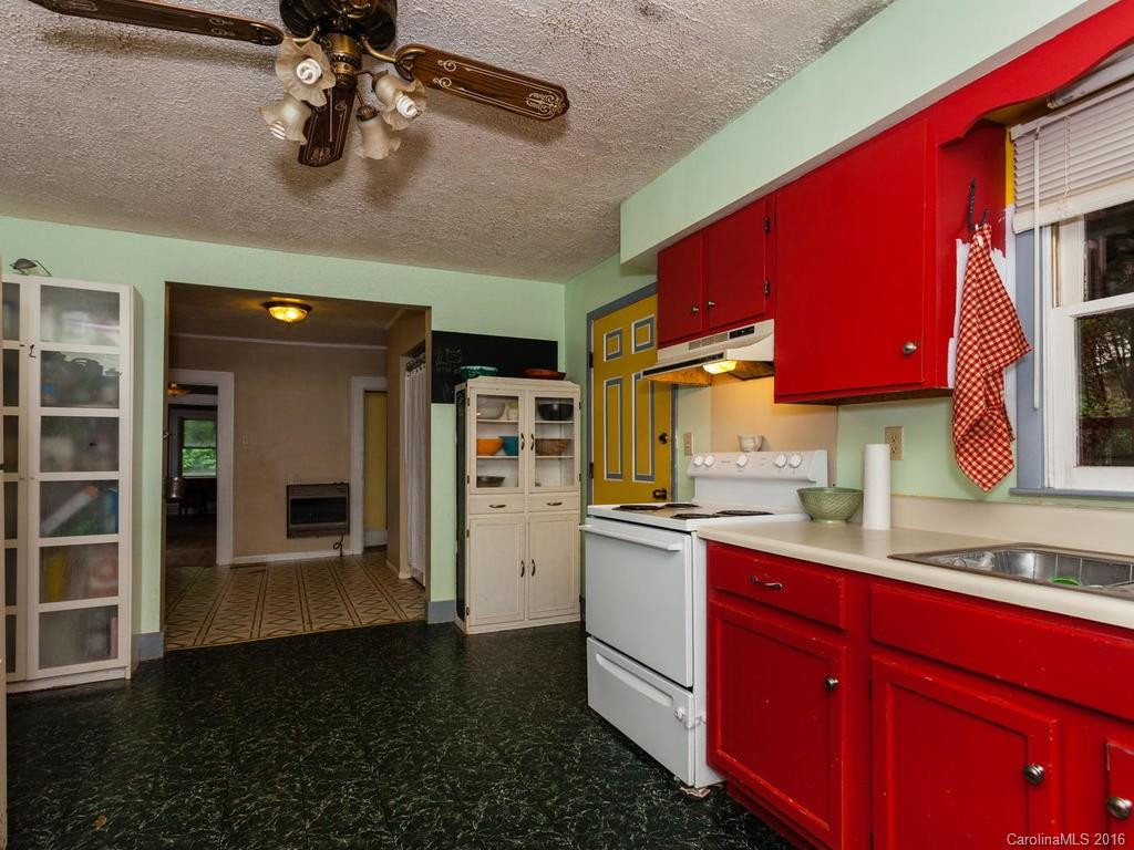 221 Sulphur Springs Road - Photo 13