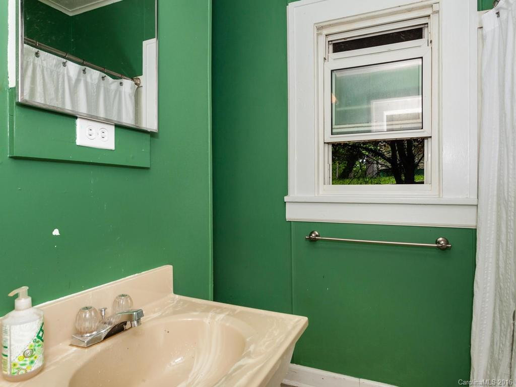221 Sulphur Springs Road - Photo 19