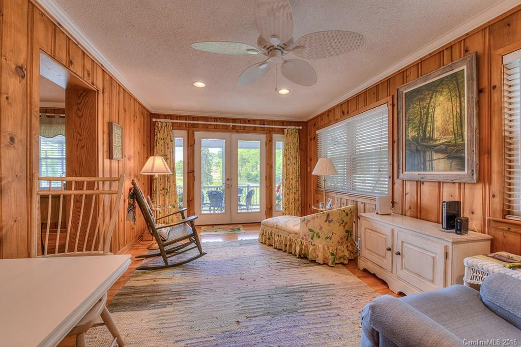 1815 Lakeshore Drive - Photo 18