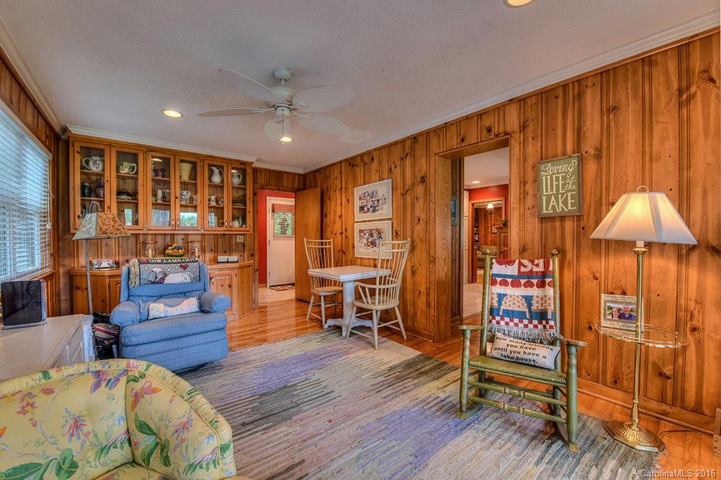 1815 Lakeshore Drive - Photo 19
