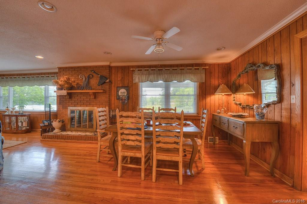 1815 Lakeshore Drive - Photo 6