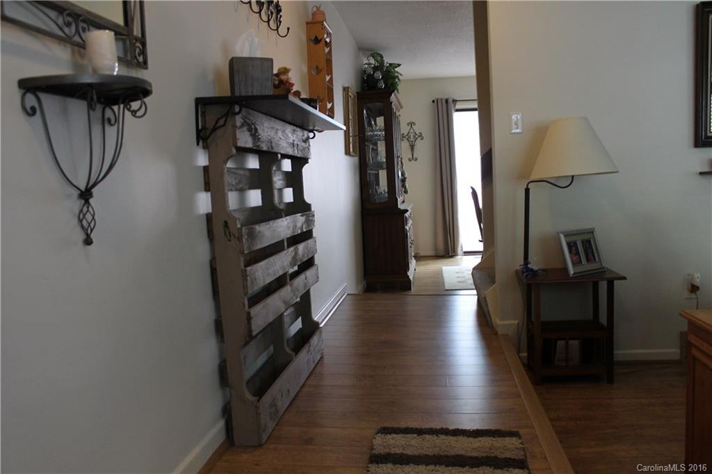 37 Shepard Square #105 - Photo 3