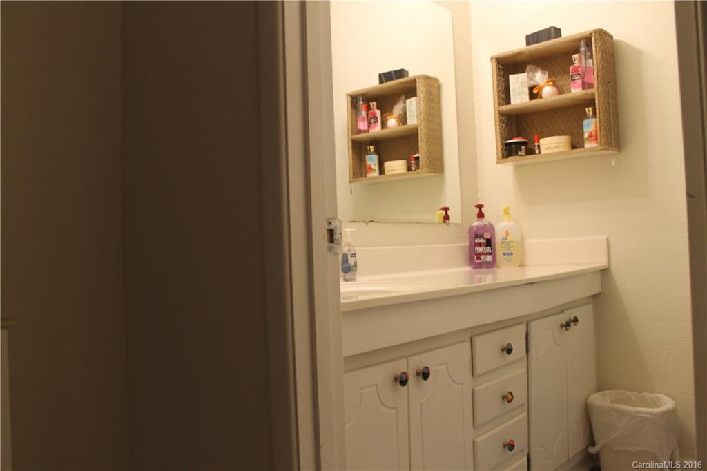 37 Shepard Square #105 - Photo 10