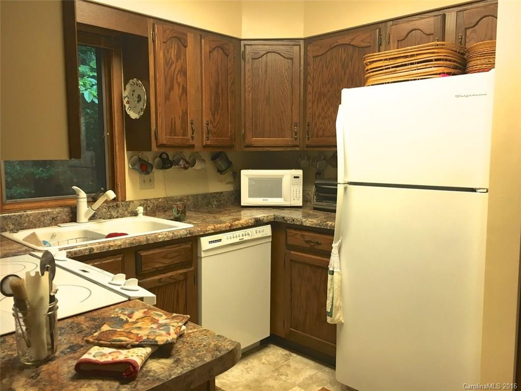 179 Cardinal Road #D - Photo 9