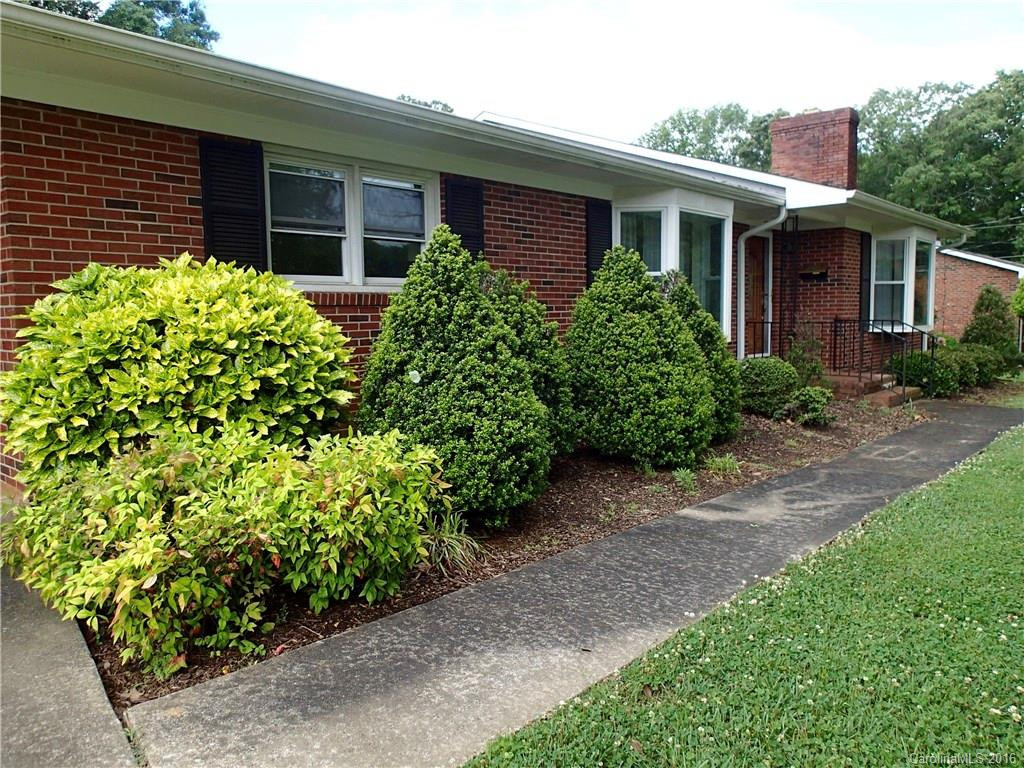 122 Windover Drive - Photo 2