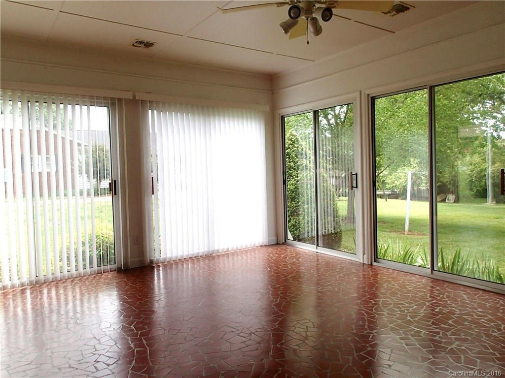 122 Windover Drive - Photo 16