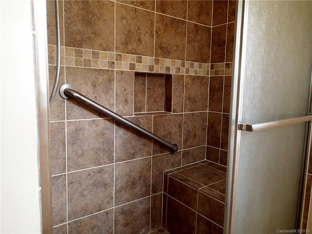 122 Windover Drive - Photo 6