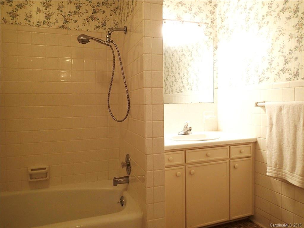 122 Windover Drive - Photo 8
