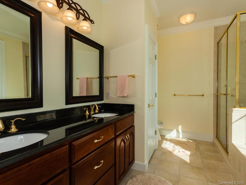 473 Bearwallow Road - Photo 15