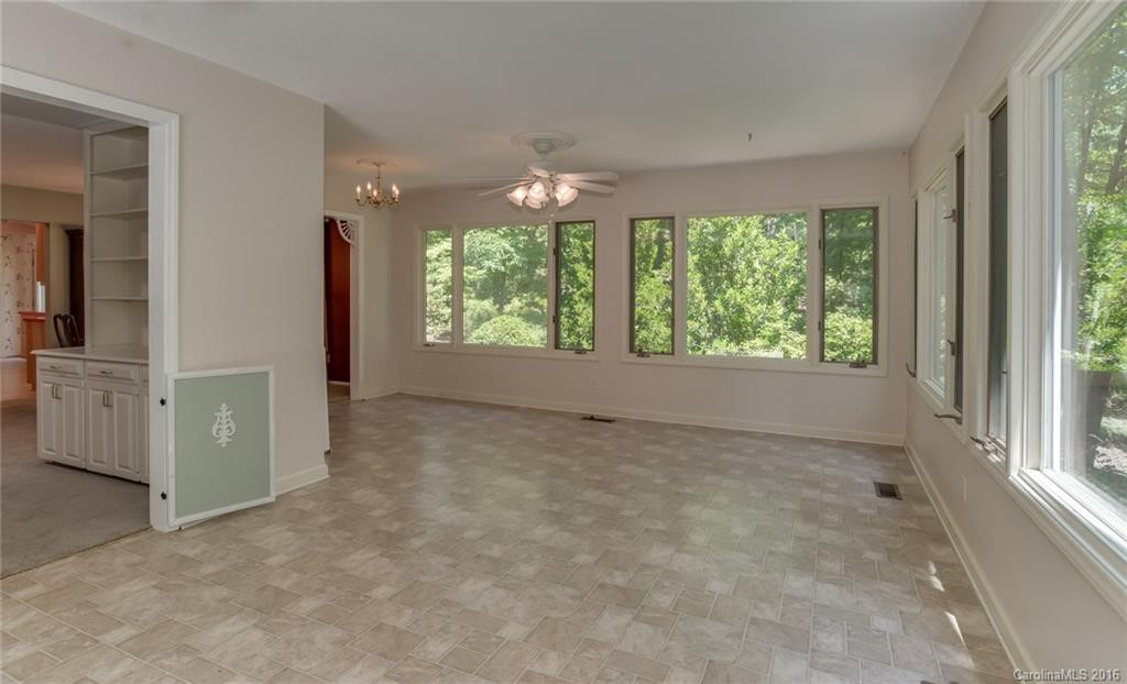 565 Mountain Laurel Drive - Photo 12