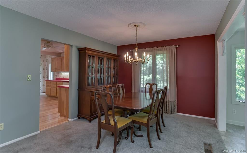 565 Mountain Laurel Drive - Photo 6
