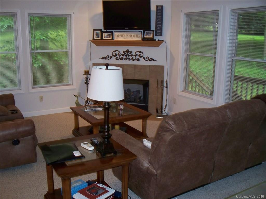 24 Nelson Road - Photo 2