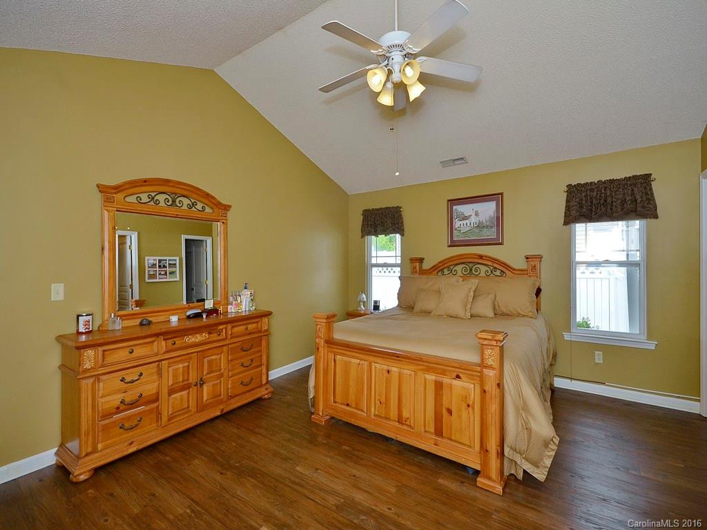 15 Sunview Circle - Photo 8