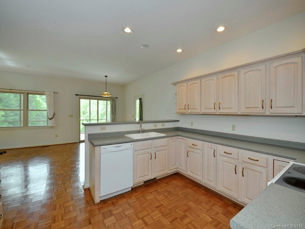 23 Warren Lane - Photo 4