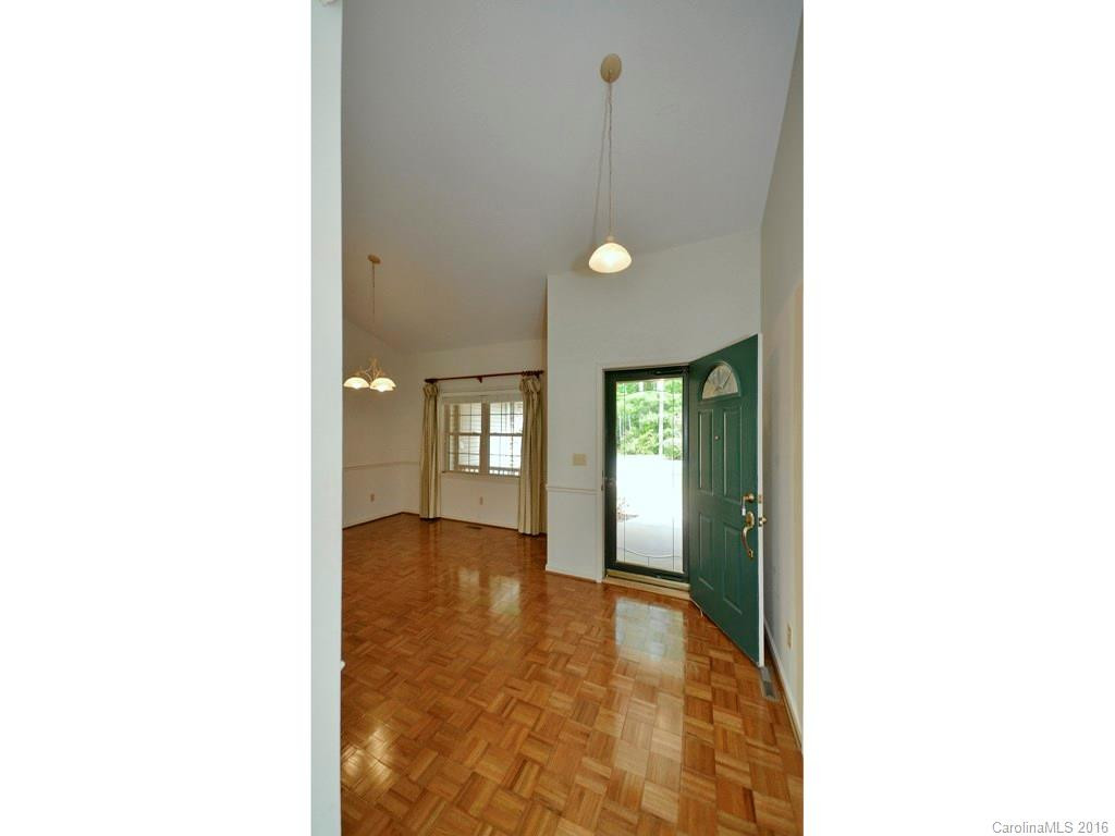 23 Warren Lane - Photo 5