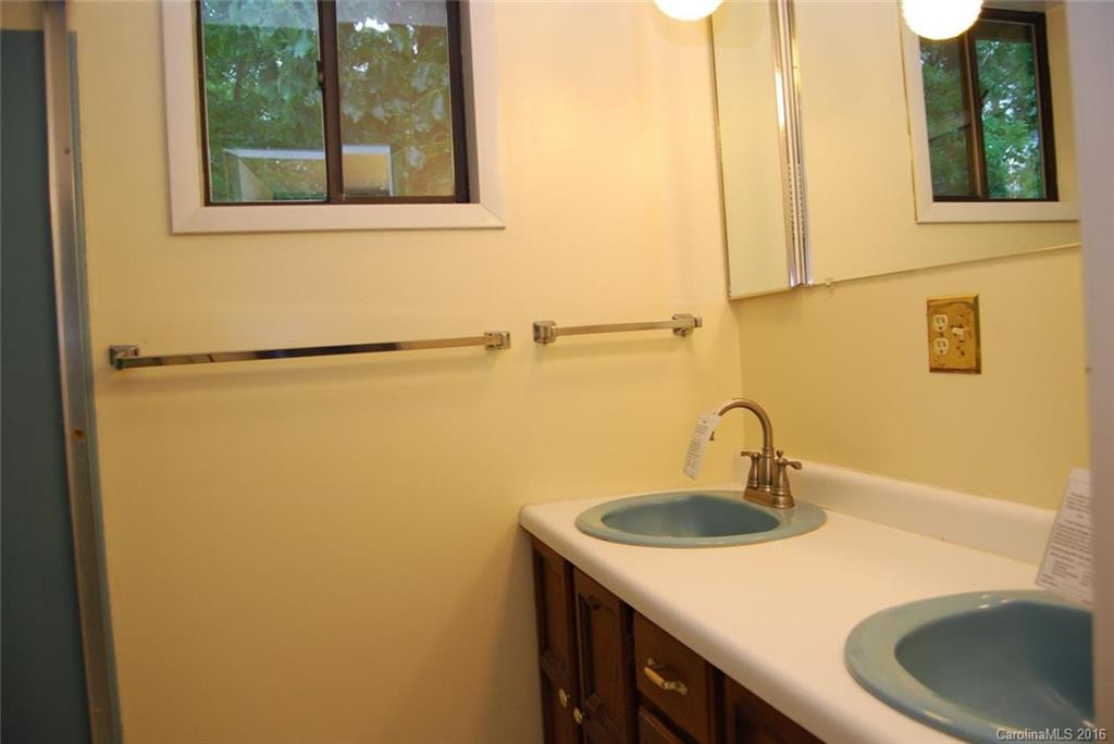 398 East Shore Drive - Photo 14