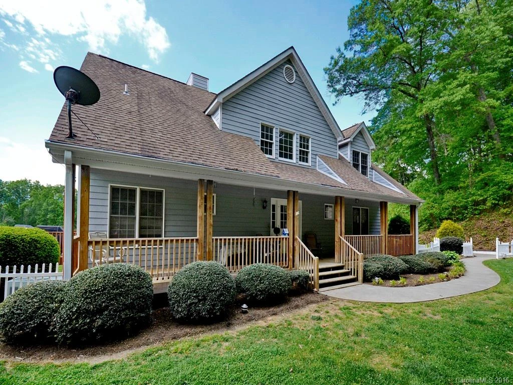 395 Knollwood Drive #3