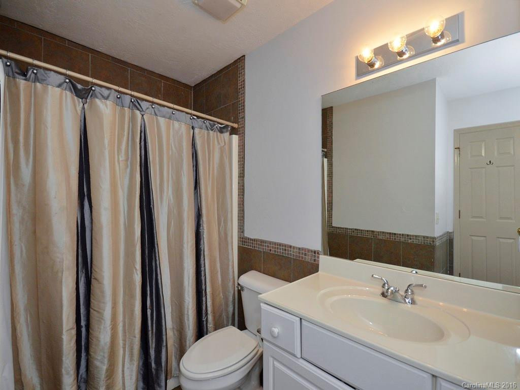 395 Knollwood Drive #3 - Photo 9