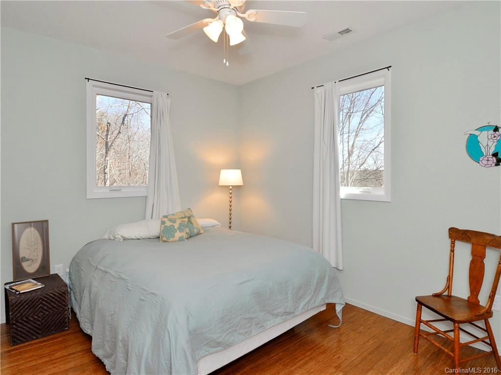 2455 Lake Adger Parkway - Photo 17
