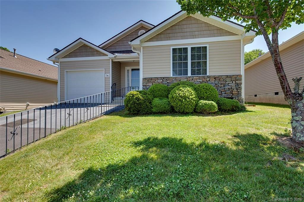 74 Danbury Lane