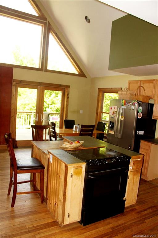 335 Orchard Park Drive - Photo 10