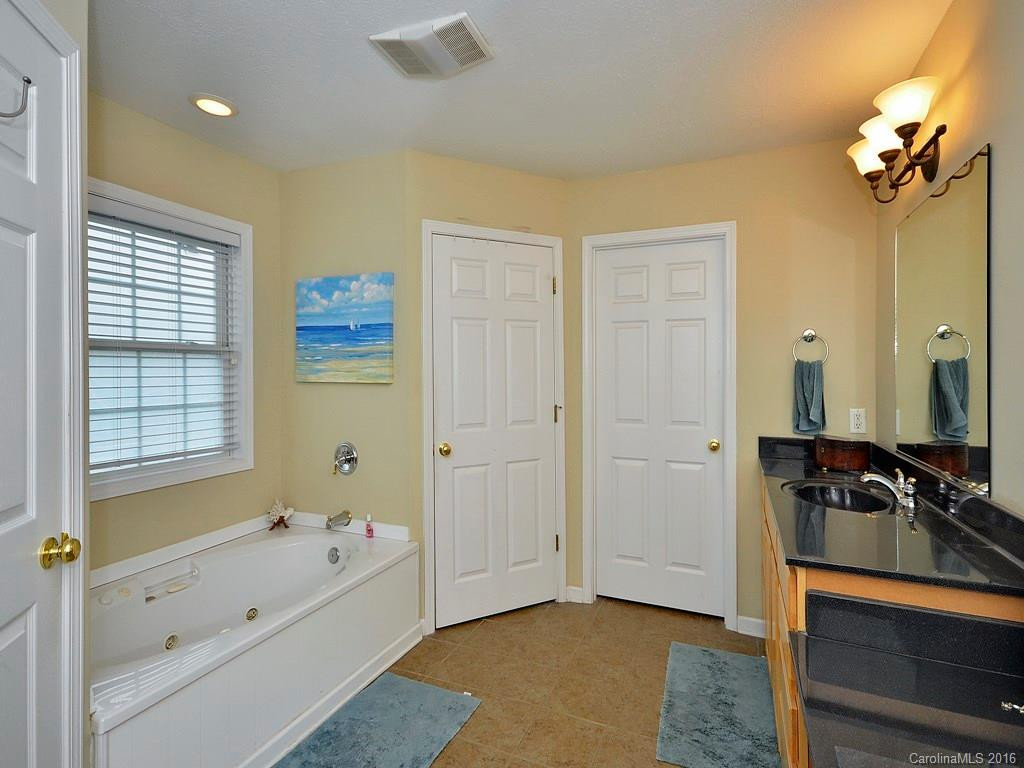 37 Slosman Drive - Photo 13