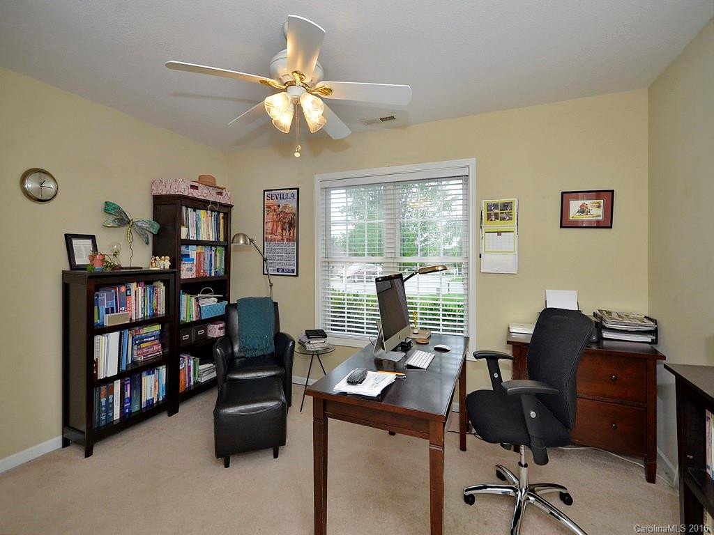 37 Slosman Drive - Photo 17