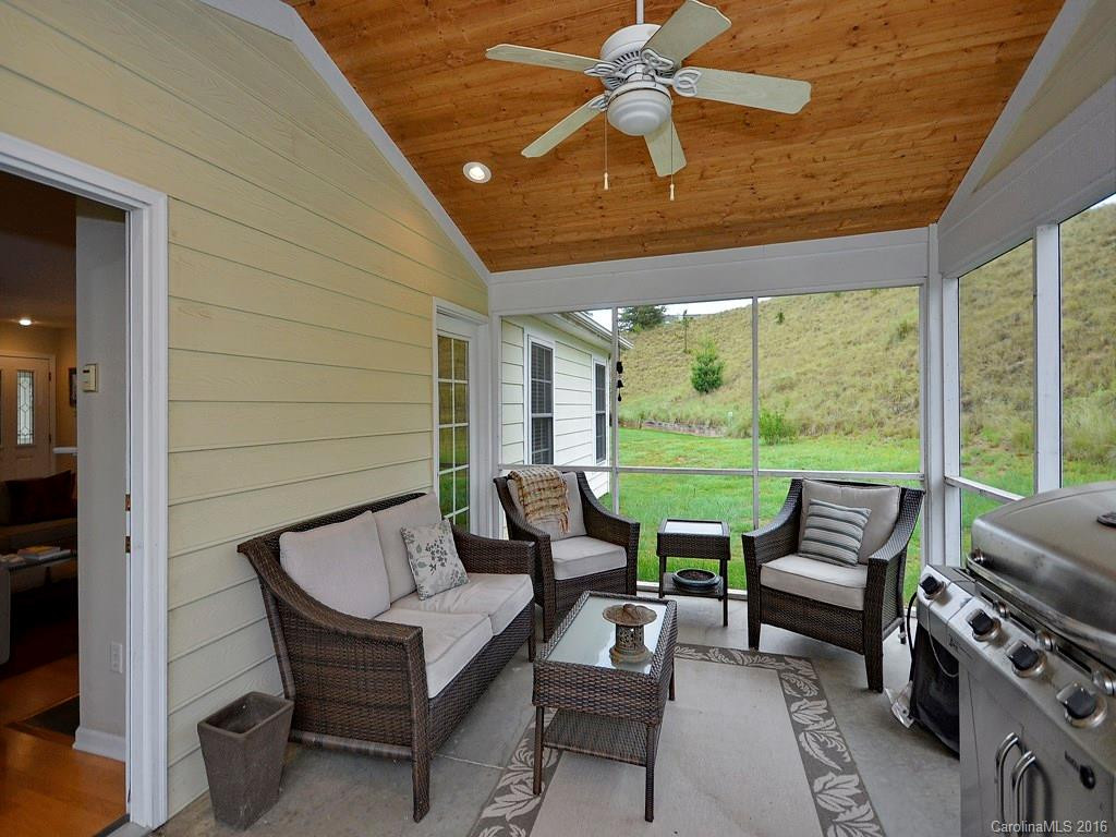37 Slosman Drive - Photo 18