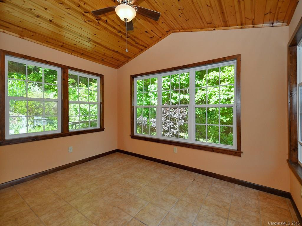 582 Burleson Gap Road - Photo 6