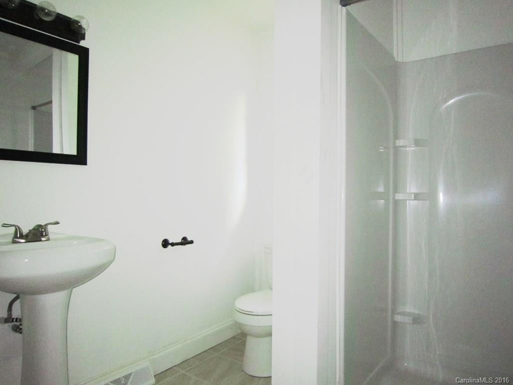 92 Rock Hill Road - Photo 16