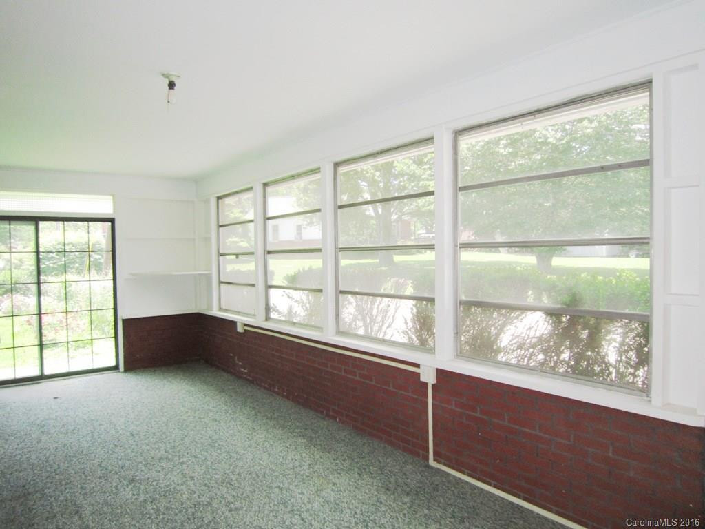 92 Rock Hill Road - Photo 18