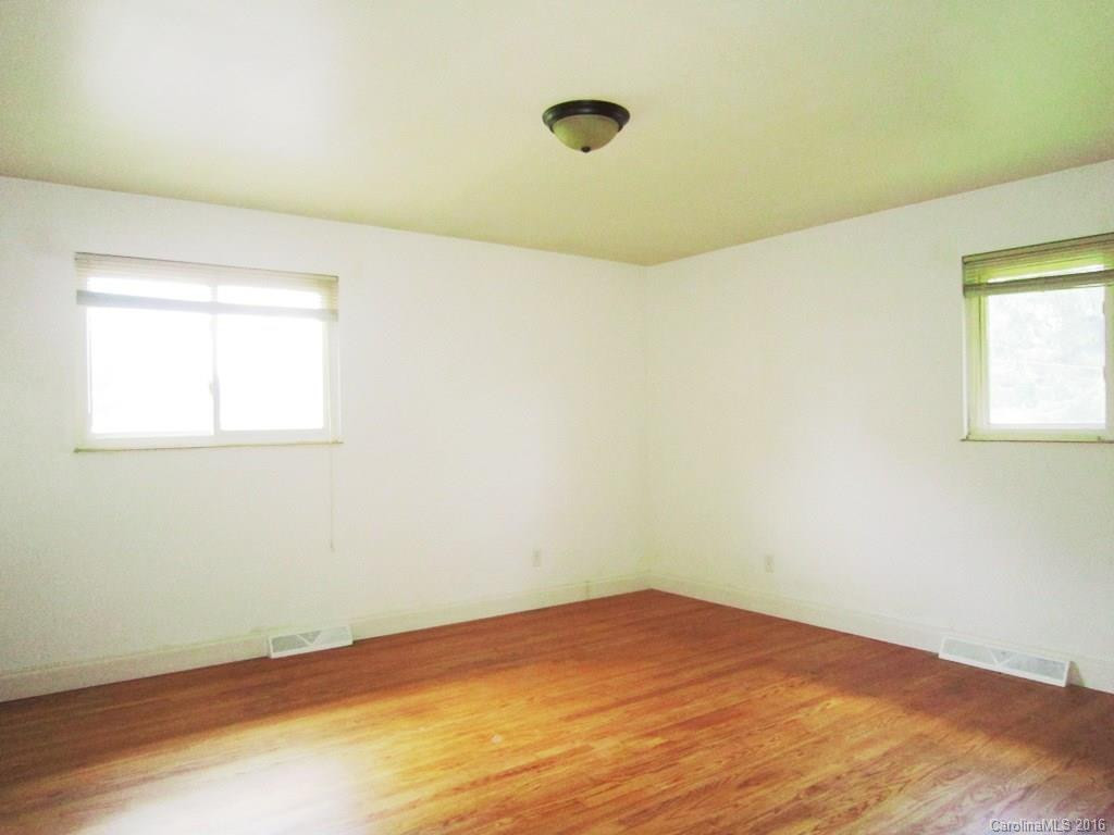 92 Rock Hill Road - Photo 10