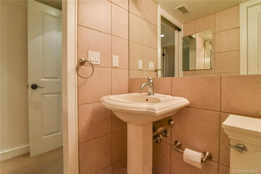37 Hiawassee Street #E103 - Photo 15