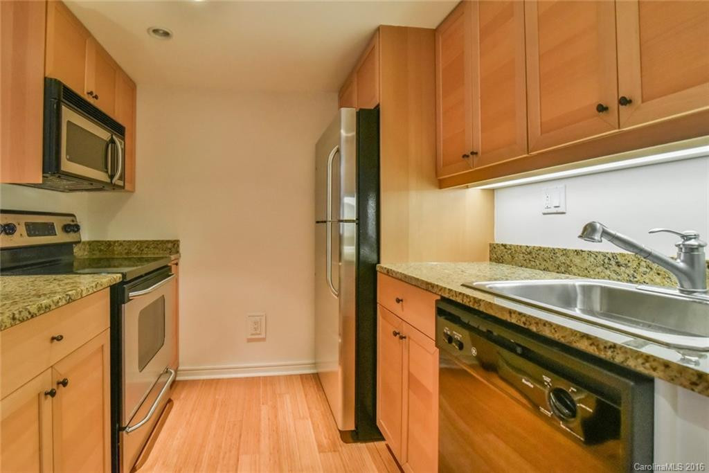37 Hiawassee Street #E103 - Photo 8