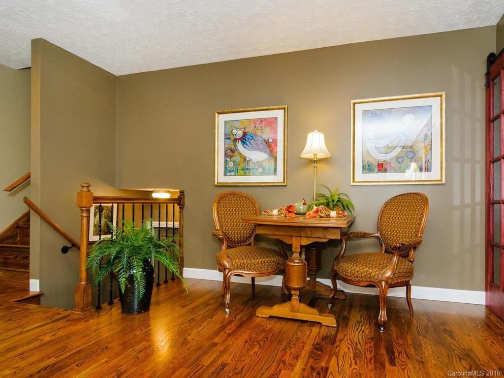 111 Hilltop Road - Photo 13