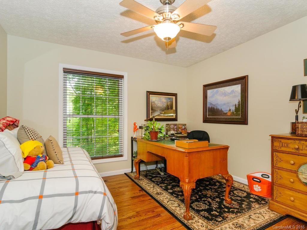 111 Hilltop Road - Photo 20