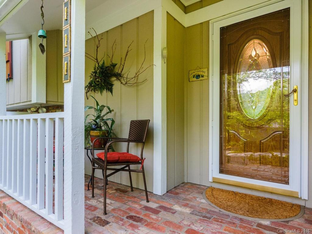111 Hilltop Road - Photo 3