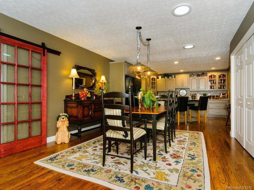 111 Hilltop Road - Photo 8