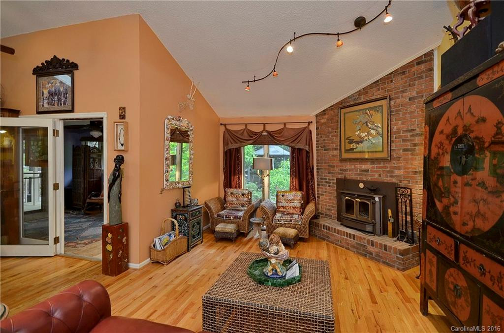 756 Concord Road - Photo 4