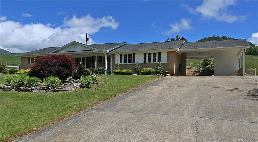 390 Glance Cove Road
