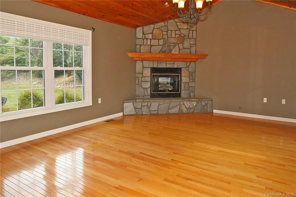 390 Glance Cove Road - Photo 3