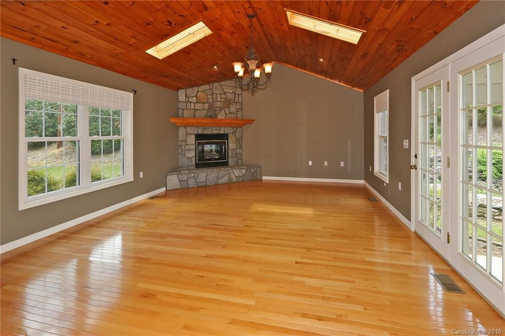 390 Glance Cove Road - Photo 10