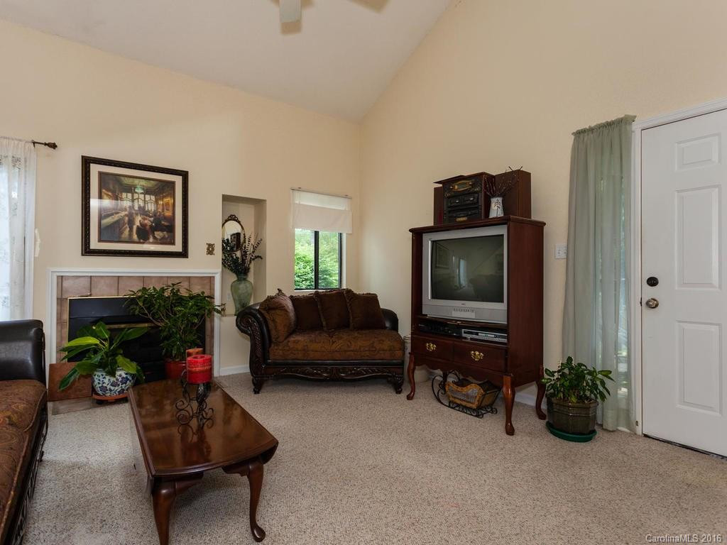 412 Sweeten Way #412 - Photo 4