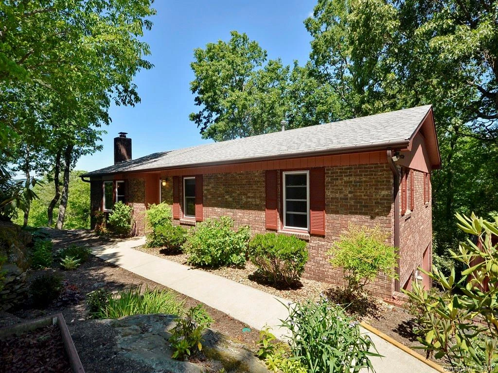 439 Fawnview Lane