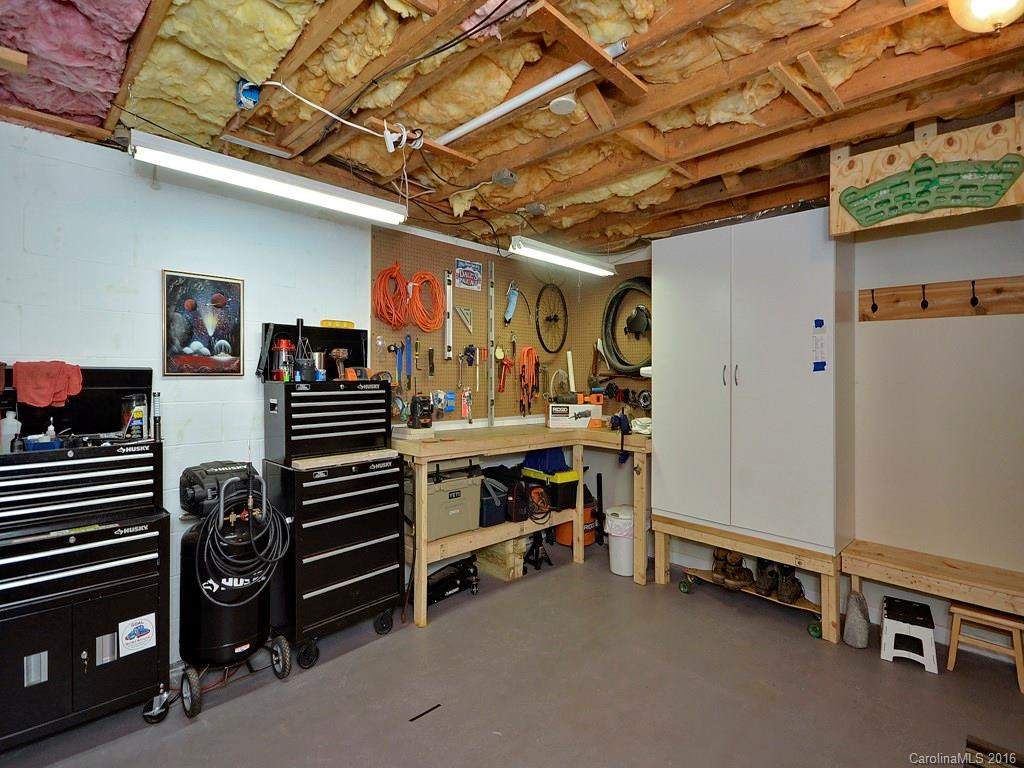 439 Fawnview Lane - Photo 17